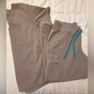 Women’s Figs Scrub set